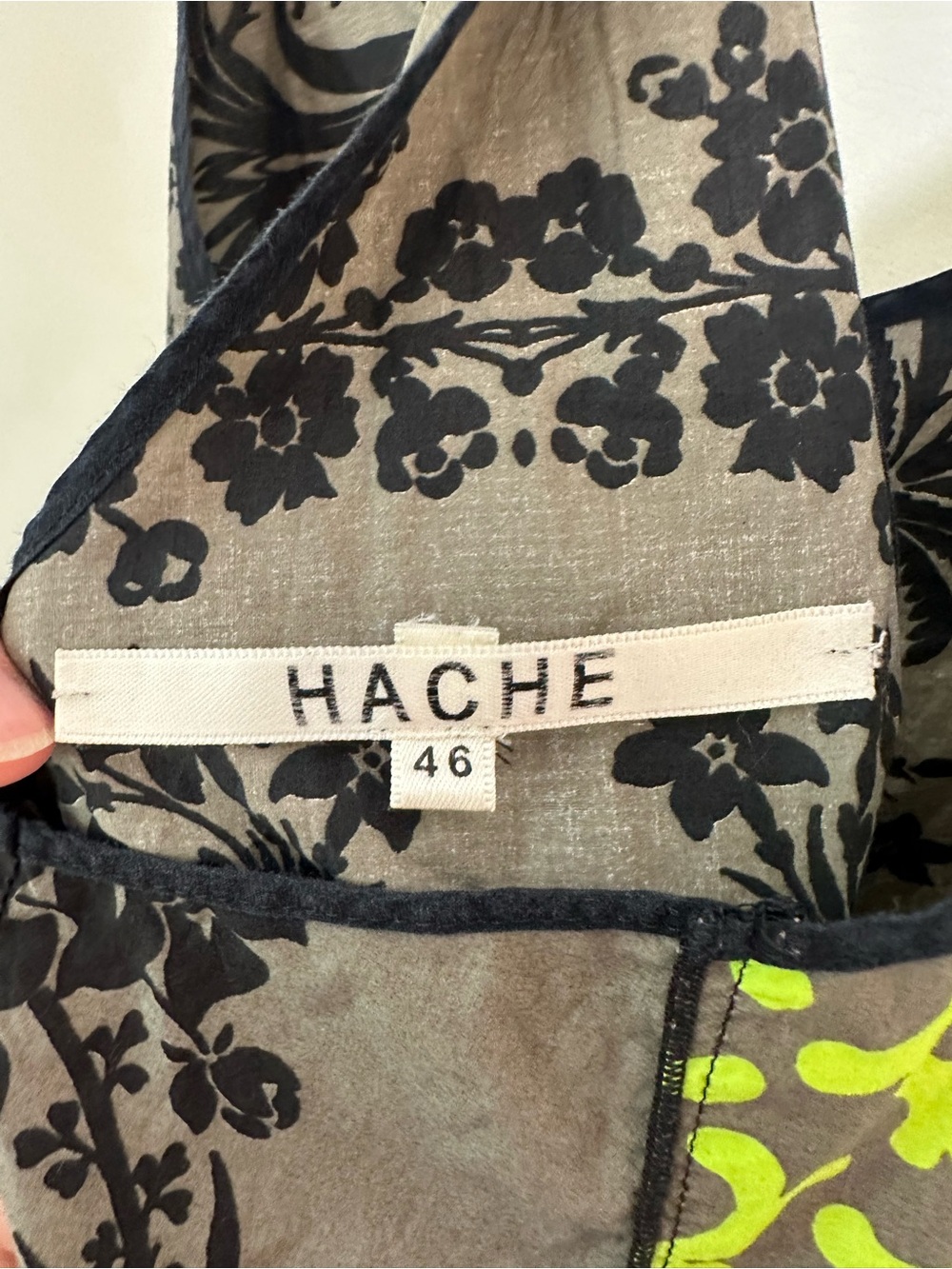 Hache Grey and Black Neon Floral Print Tank Top Size 46 Medium cotton - Picture 4 of 5